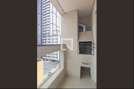 Sacada de kitnet/studio para alugar com 1 quarto, 31m² em Centro, Curitiba