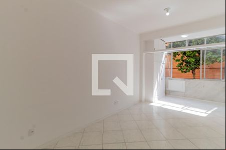 Sala de apartamento para alugar com 1 quarto, 48m² em Botafogo, Rio de Janeiro