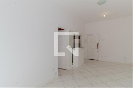 Sala de apartamento para alugar com 1 quarto, 48m² em Botafogo, Rio de Janeiro