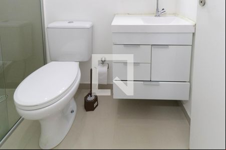 Banheiro de casa para alugar com 1 quarto, 16m² em Butantã, São Paulo