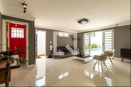 Sala de Estar e Cozinha de casa para alugar com 4 quartos, 290m² em Parque Renato Maia, Guarulhos