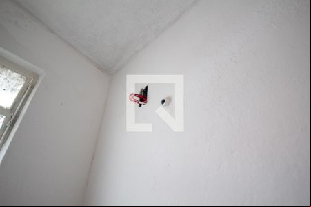 Banheiro de kitnet/studio para alugar com 1 quarto, 25m² em Conceição, Osasco