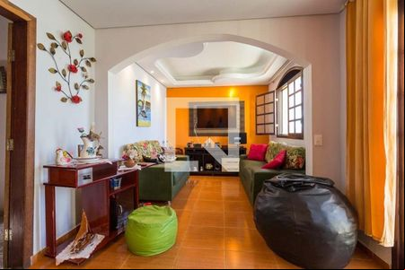 Sala de casa à venda com 3 quartos, 145m² em Fonte Grande, Contagem