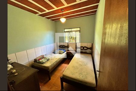 Casa à venda com 2 quartos, 936m² em Jardim Canadá, Nova Lima