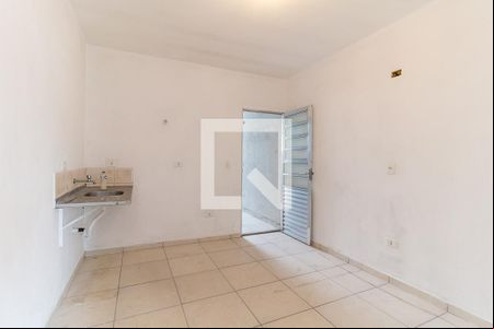 Sala/Cozinha de kitnet/studio para alugar com 1 quarto, 33m² em  Cidade Kemel, Poá