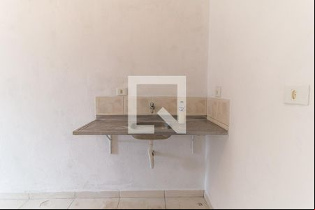Sala/Cozinha de kitnet/studio para alugar com 1 quarto, 33m² em  Cidade Kemel, Poá