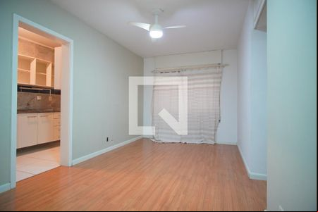 Sala de apartamento à venda com 3 quartos, 70m² em Boa Vista, Porto Alegre