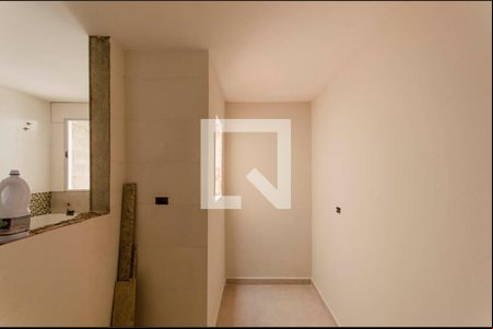 Sala  de casa de condomínio para alugar com 1 quarto, 28m² em Vila Nhocune, São Paulo