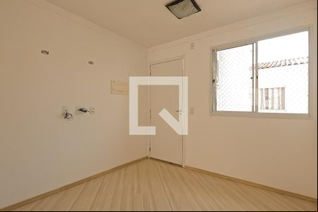 Sala de apartamento para alugar com 2 quartos, 45m² em Jardim Albertina, Guarulhos