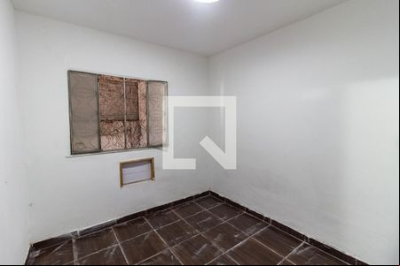 Quarto de casa para alugar com 1 quarto, 40m² em Vila Emil, Mesquita