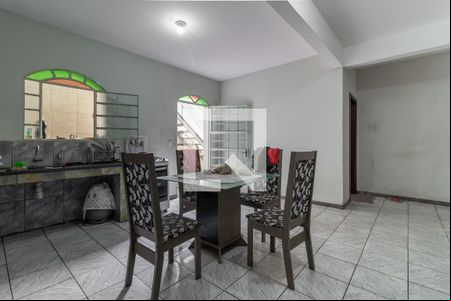 Sala / Cozinha 1 de casa à venda com 3 quartos, 180m² em Goiânia, Belo Horizonte
