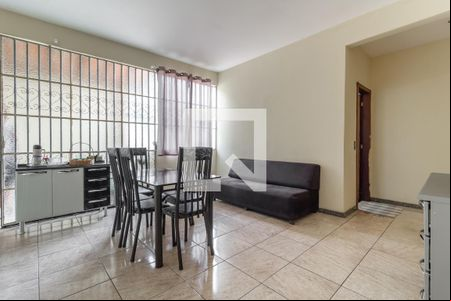 Sala / Cozinha 2 de casa à venda com 3 quartos, 180m² em Goiânia, Belo Horizonte