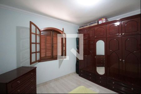 Suite de casa à venda com 4 quartos, 238m² em Cenaculo, Belo Horizonte