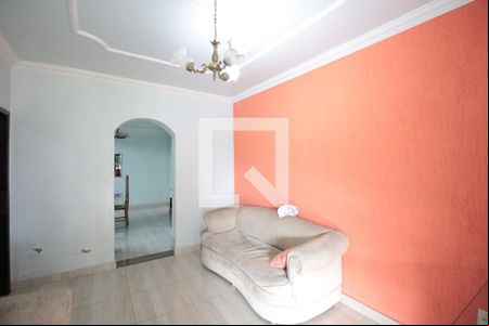 Sala de casa à venda com 4 quartos, 238m² em Cenaculo, Belo Horizonte