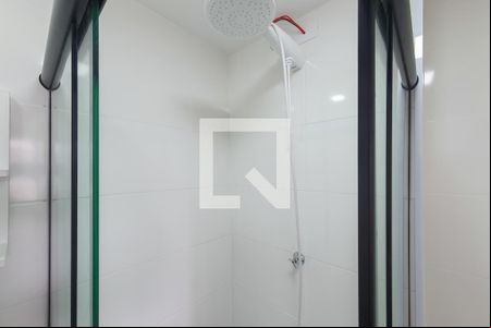 Banheiro de kitnet/studio à venda com 1 quarto, 28m² em Vila Dom Pedro I, São Paulo