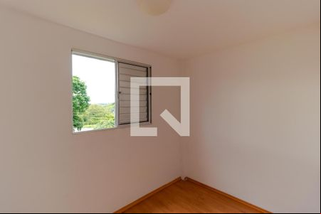 Quarto 01 de apartamento à venda com 2 quartos, 60m² em Jardim García, Campinas