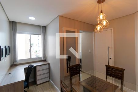 Salas de apartamento para alugar com 1 quarto, 55m² em Cambuí, Campinas
