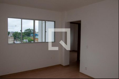 Sala de apartamento para alugar com 2 quartos, 48m² em Nacional, Contagem