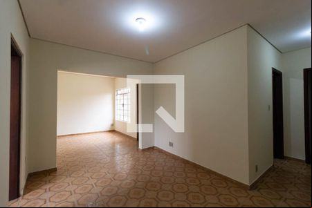 Sala de casa para alugar com 3 quartos, 200m² em Vila Gustavo, São Paulo