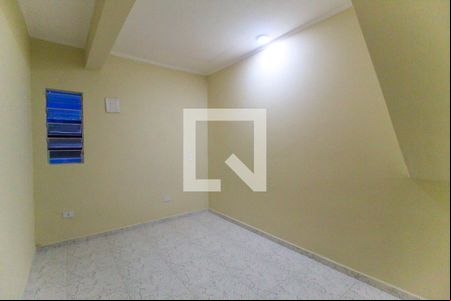 Quarto 1 de casa para alugar com 2 quartos, 38m² em Parque Santa Rita, São Paulo