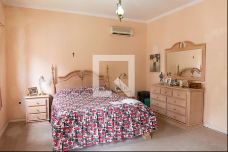Suíte 1 de casa à venda com 4 quartos, 350m² em Higienópolis, Porto Alegre