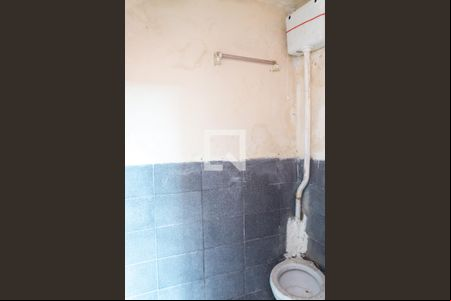 Banheiro de casa à venda com 1 quarto, 35m² em Vila Babilonia, São Paulo