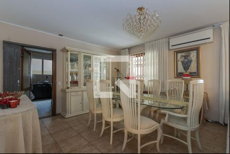 Sala de Jantar de casa para alugar com 5 quartos, 375m² em Jardim Lindóia, Porto Alegre
