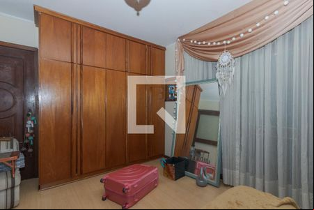 Quarto Suíte de casa para alugar com 5 quartos, 375m² em Jardim Lindóia, Porto Alegre