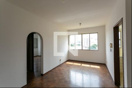 Sala de apartamento para alugar com 1 quarto, 53m² em Santa Efigênia, Belo Horizonte