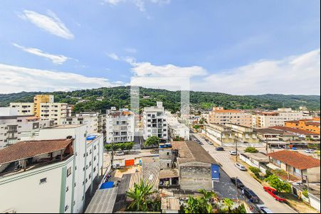 Vista da Sala de apartamento para alugar com 2 quartos, 70m² em Jardim Praiano, Guarujá