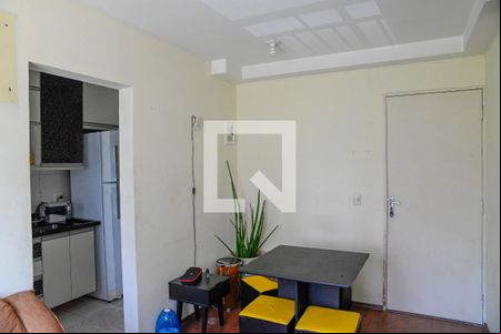 Sala de apartamento para alugar com 2 quartos, 50m² em Jardim Maria Estela, São Paulo