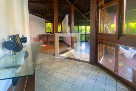 Sala de casa para alugar com 5 quartos, 700m² em Itaigara, Salvador