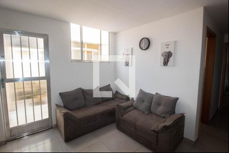 Sala de apartamento para alugar com 2 quartos, 50m² em Penha Circular, Rio de Janeiro