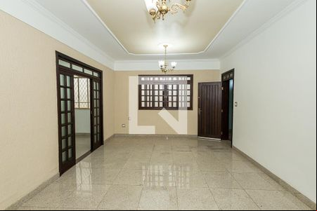 Sala de casa para alugar com 3 quartos, 243m² em Itapoã, Belo Horizonte