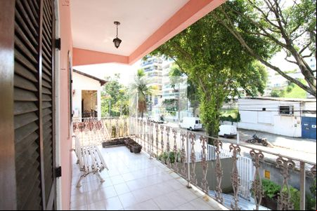 Varanda de casa para alugar com 3 quartos, 1300m² em Freguesia (jacarepaguá), Rio de Janeiro