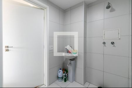 Banheiro de apartamento à venda com 1 quarto, 25m² em Vila Esperança, São Paulo