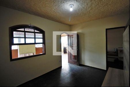 Sala de casa para alugar com 4 quartos, 110m² em Engenho Pequeno, São Gonçalo