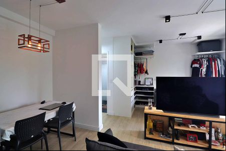 Sala de kitnet/studio à venda com 1 quarto, 43m² em Campestre, Santo André