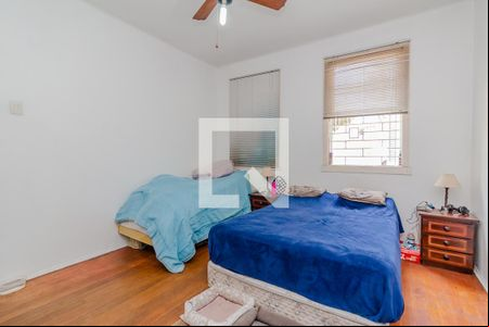Quarto 1 de casa à venda com 4 quartos, 200m² em Medianeira, Porto Alegre