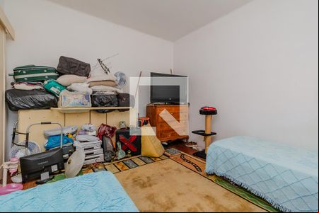 Quarto 2 de casa à venda com 4 quartos, 200m² em Medianeira, Porto Alegre