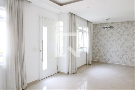 Sala de casa de condomínio à venda com 2 quartos, 88m² em Utinga, Santo André