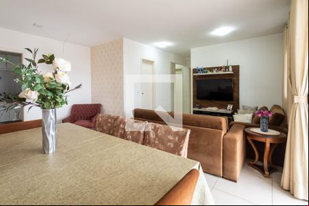 Sala de apartamento para alugar com 3 quartos, 95m² em Vila Augusta, Guarulhos
