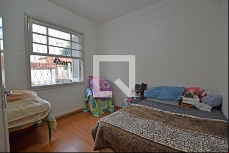 Quarto 1 de casa à venda com 3 quartos, 300m² em Medianeira, Porto Alegre