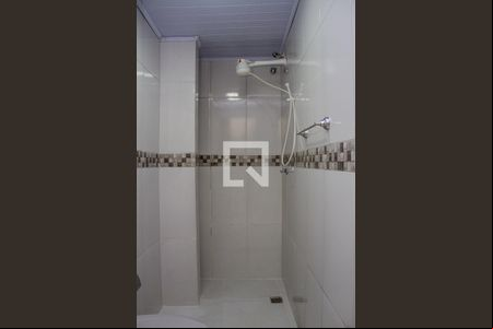 Banheiro de apartamento para alugar com 1 quarto, 40m² em Água Santa, Rio de Janeiro