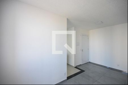 Sala de apartamento para alugar com 2 quartos, 42m² em Jardim Monte Alegre, Taboão da Serra