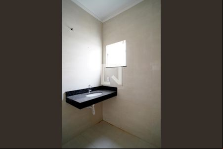 Banheiro da Suíte de casa para alugar com 2 quartos, 70m² em  Jardim Residencial Villagio Ipanema I, Sorocaba