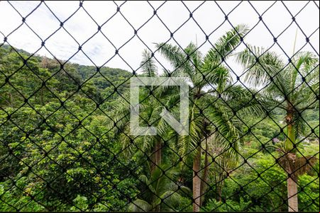 Sala de casa de condomínio para alugar com 5 quartos, 470m² em Itaipu, Niterói