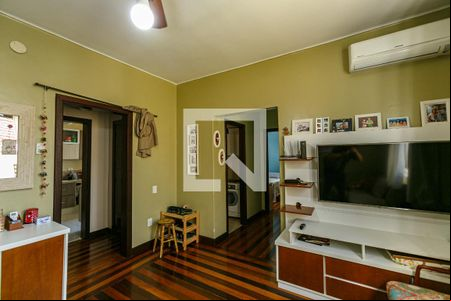 Sala de apartamento à venda com 3 quartos, 102m² em Floresta, Porto Alegre