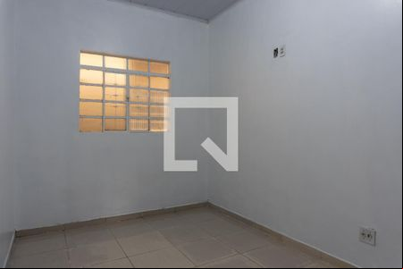 Quarto 2 de casa para alugar com 3 quartos, 100m² em Ceilândia Sul (ceilândia), Brasília