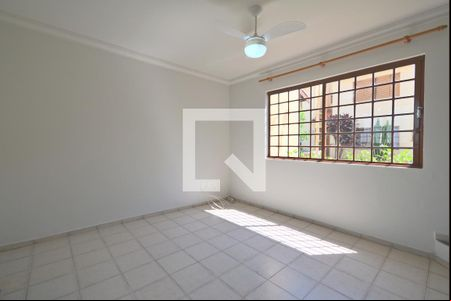 Sala de casa de condomínio para alugar com 2 quartos, 59m² em Residencial Burato, Campinas